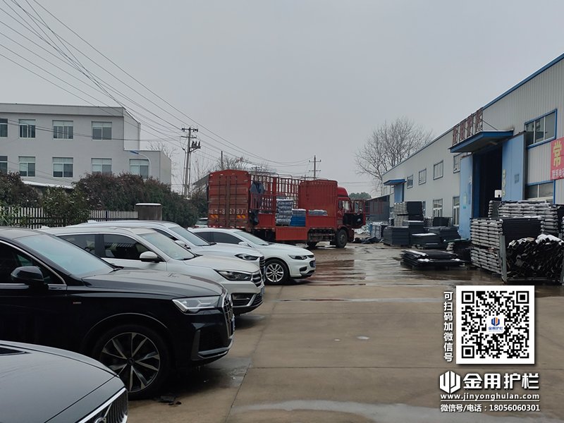 2023年12月19日鋅鋼組裝欄桿裝車發貨！